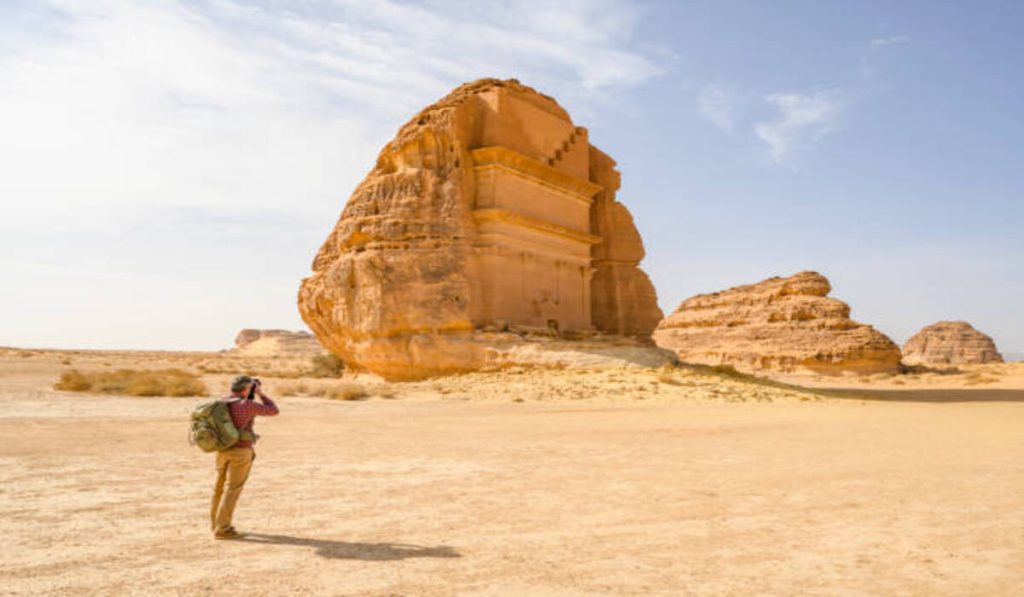 luxury Saudi Arabia tour itinerary